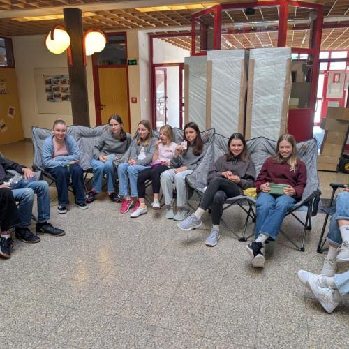 Schüler in der Aula