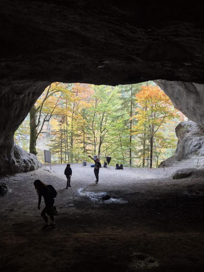 Höhlenforscher am Werk