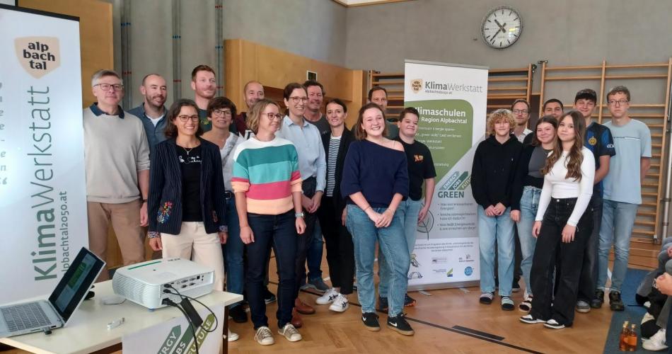schülergruppe auftaktveranstaltung Klimaschulen